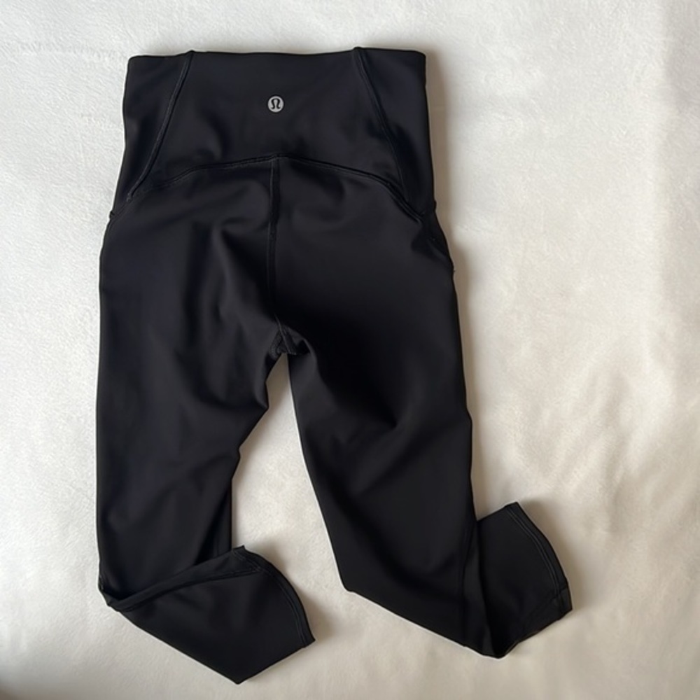 Lululemon Train Times Crop (17")
Black - Picture 2 of 11
